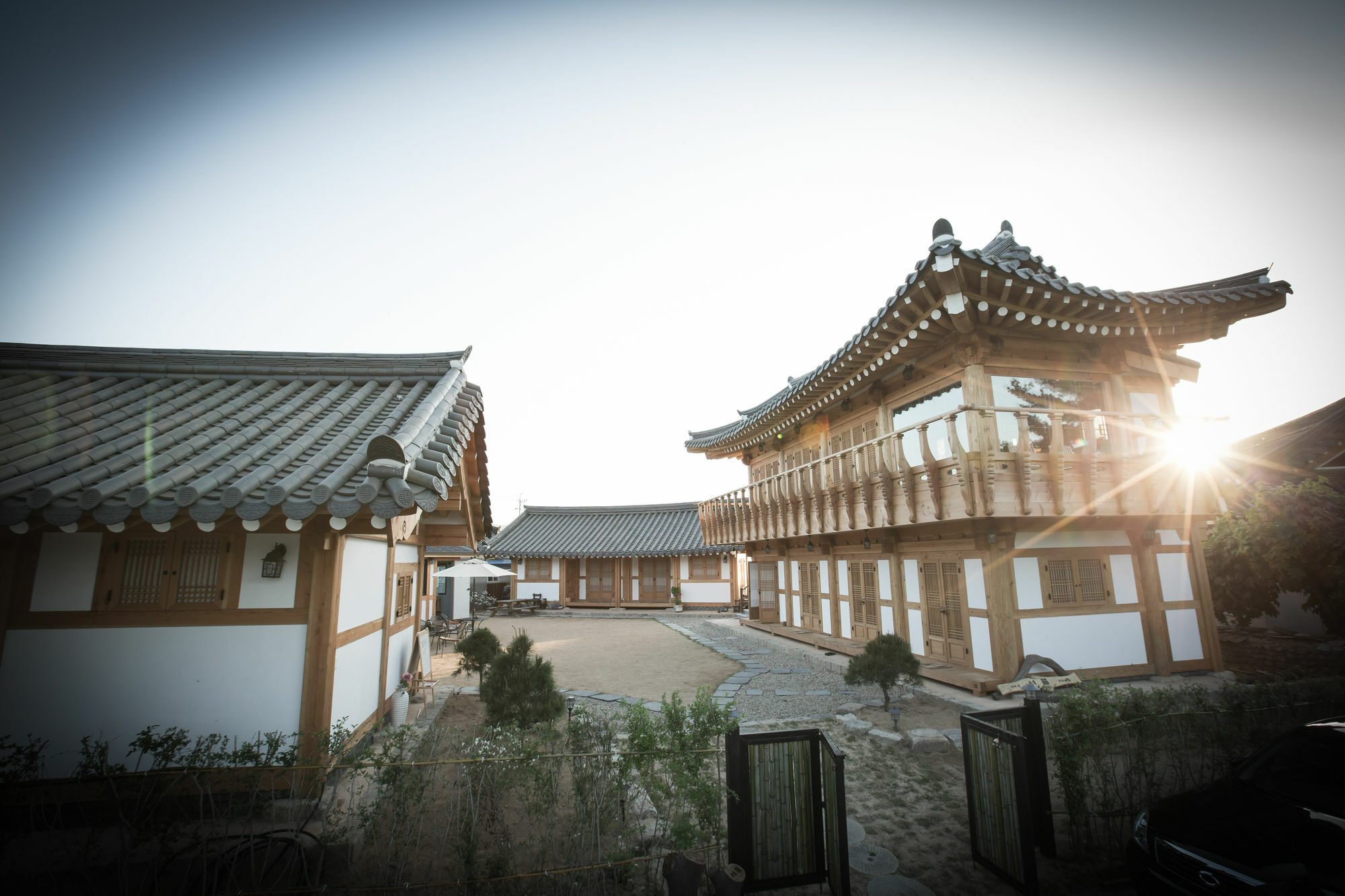 Happy Village Syeobul Guesthouse Gyeongju Exterior photo